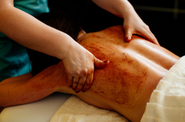 Massage With Body Scrub